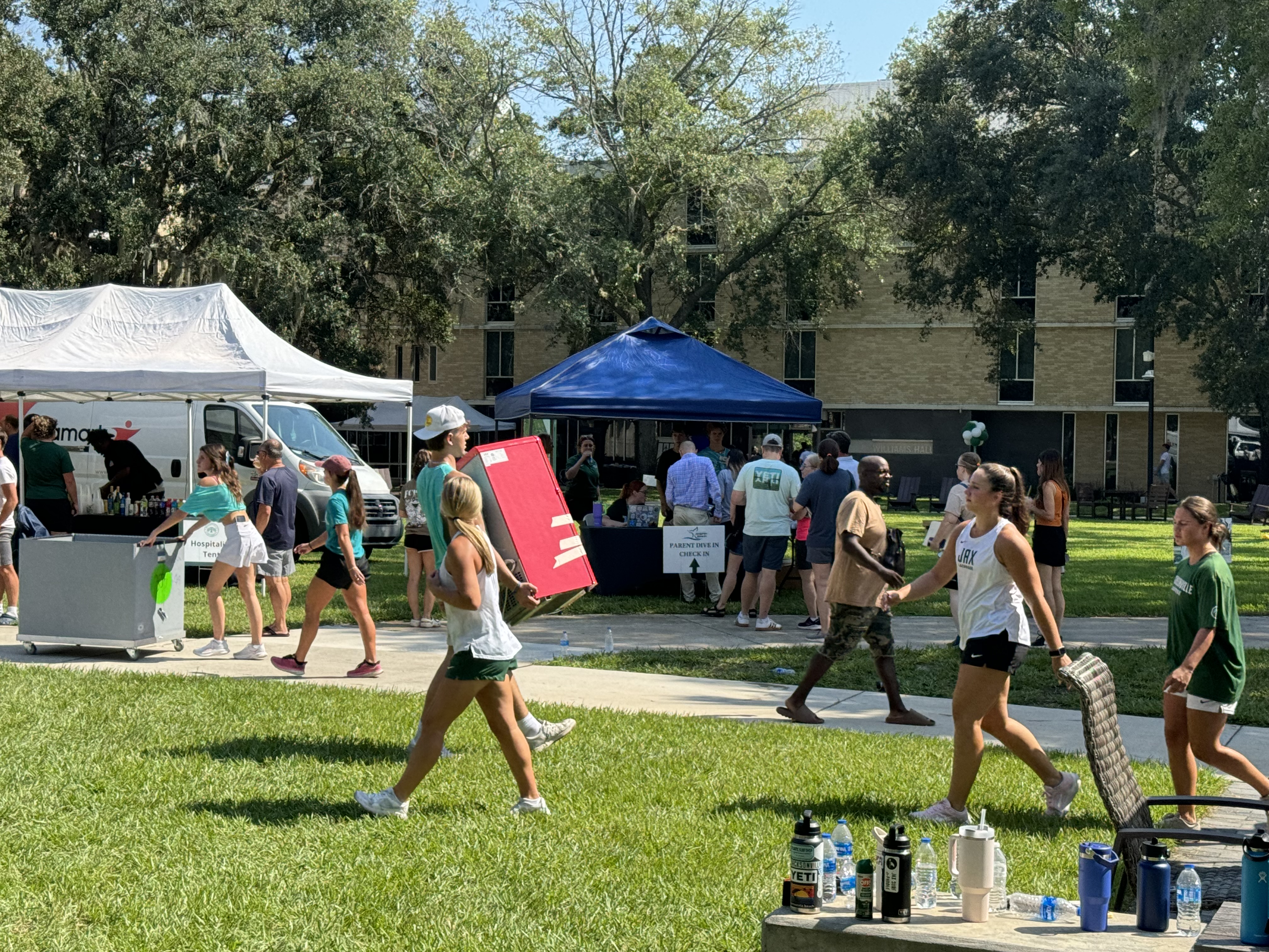 Students moving into dorms