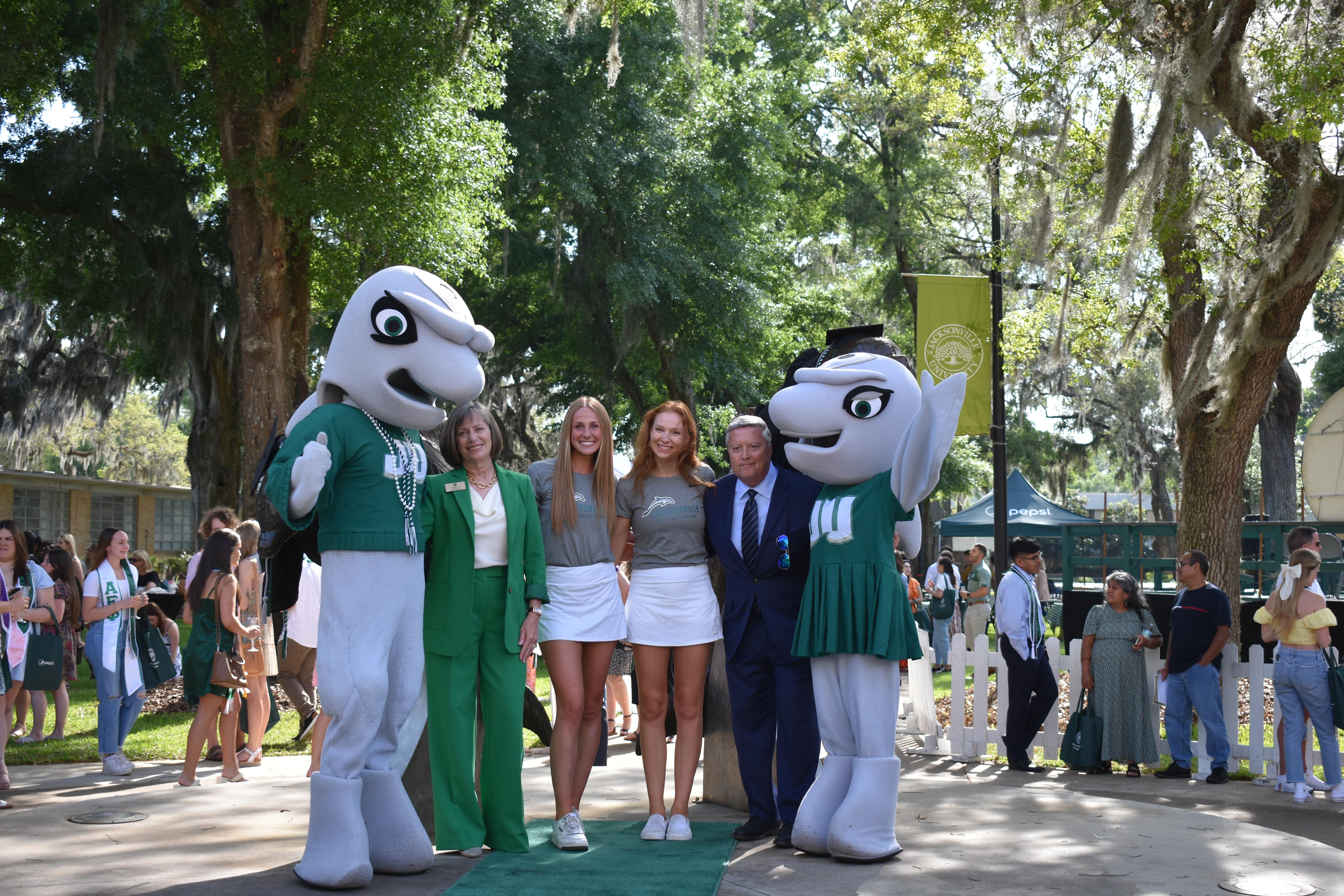 Nellie, Dunk'n and Students at Grad fest