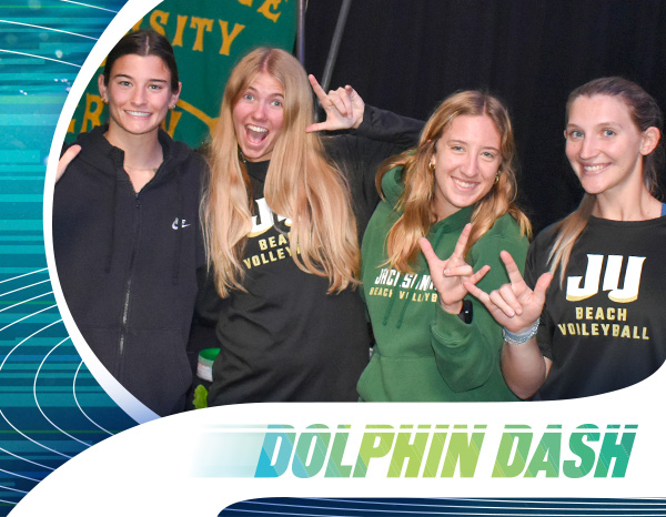 A group of Jacksonville University Challenge at Dolphin Dash